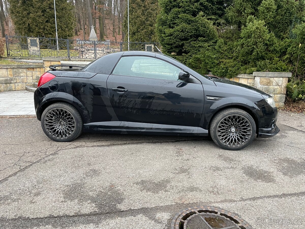 Opel Tigra TwinTop 1.4 - 3