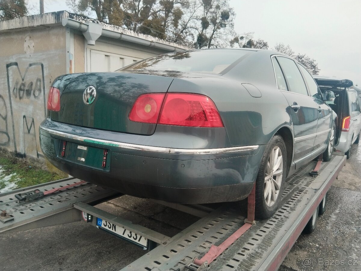 VW Phaeton 3,2 benzín 184kw,4x4 auto na dily - 3