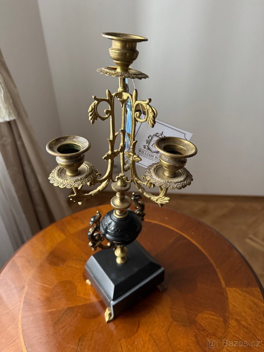 Mosazný svícen s podstavcem - 3