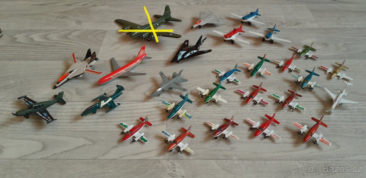 letadla vrtulníky Matchbox, Majorette a další - 3