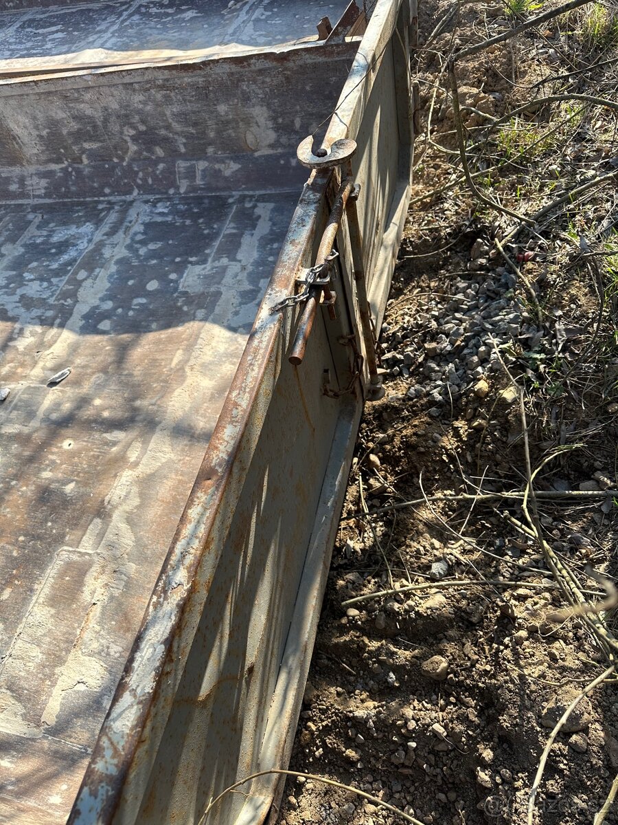 Hákový kontejner typ Avia - 3