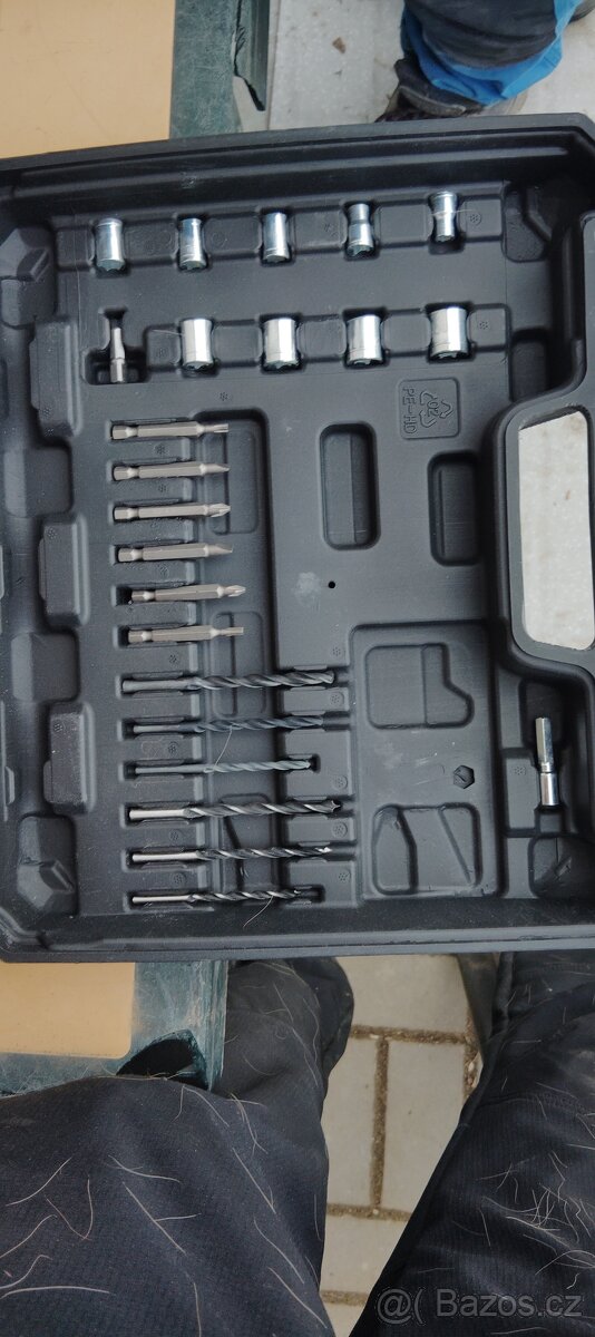 Bourací kladivo a 2x akuvrtačka - 3