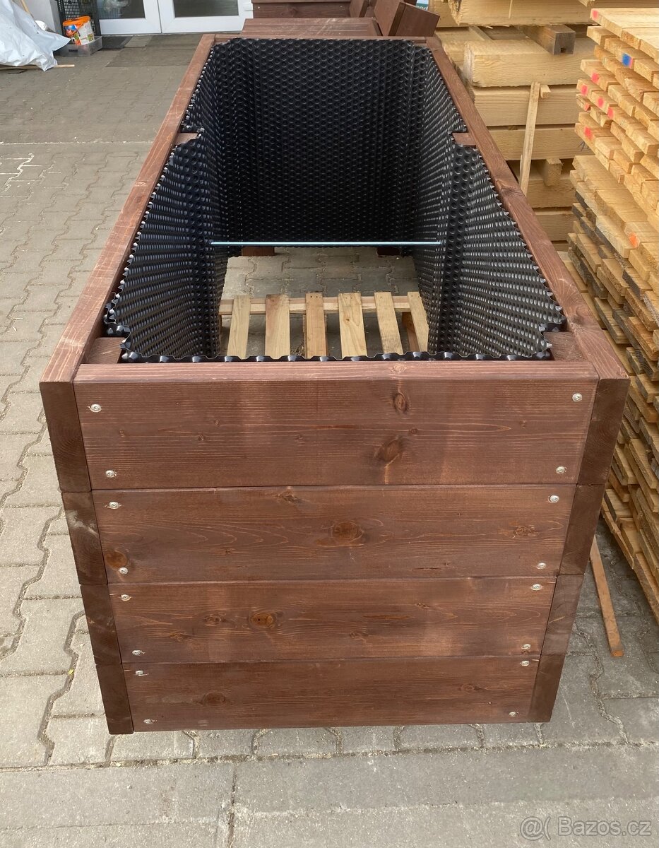 Vyvýšený záhon - 3