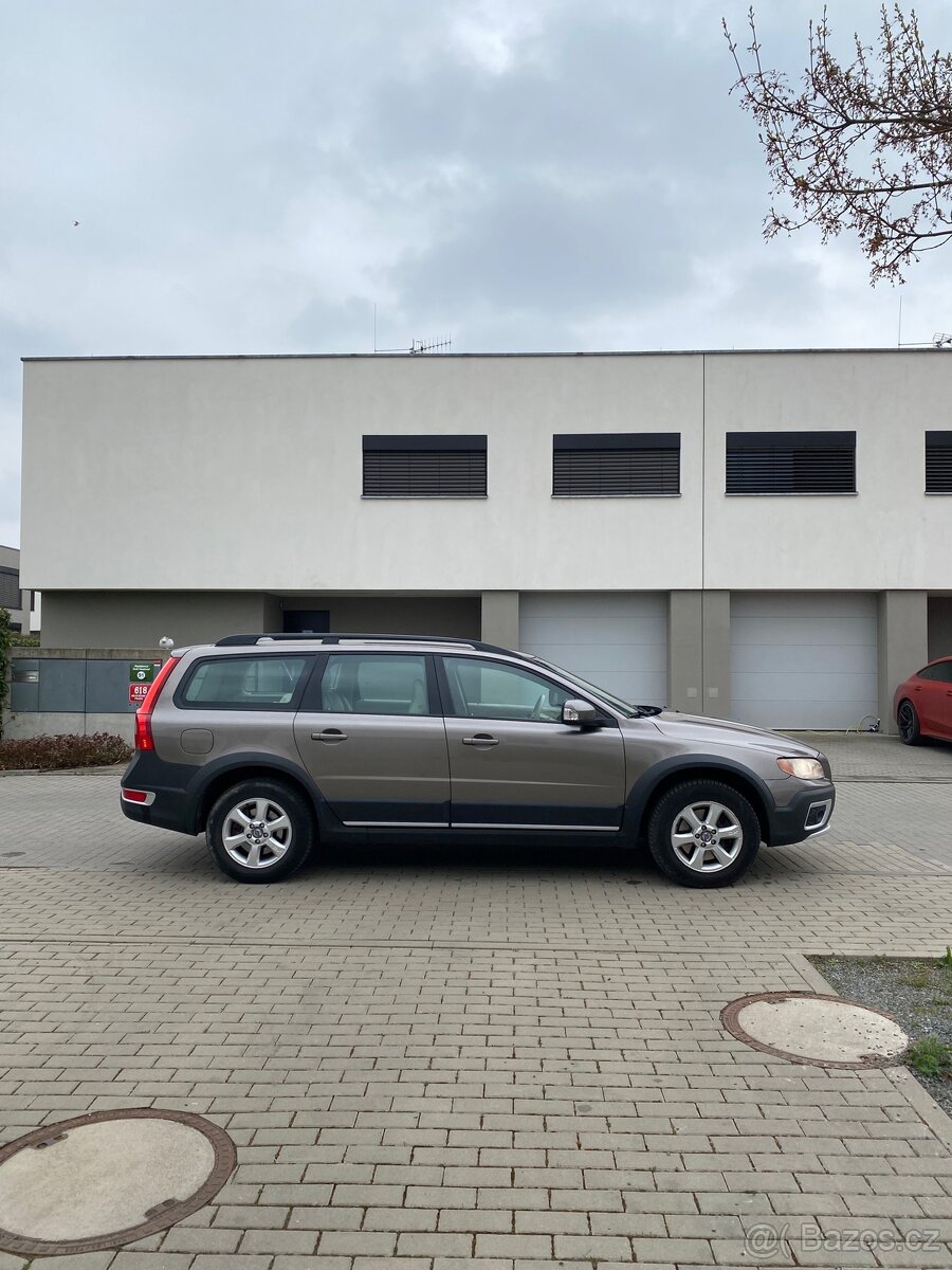 Volvo xc70 - 3