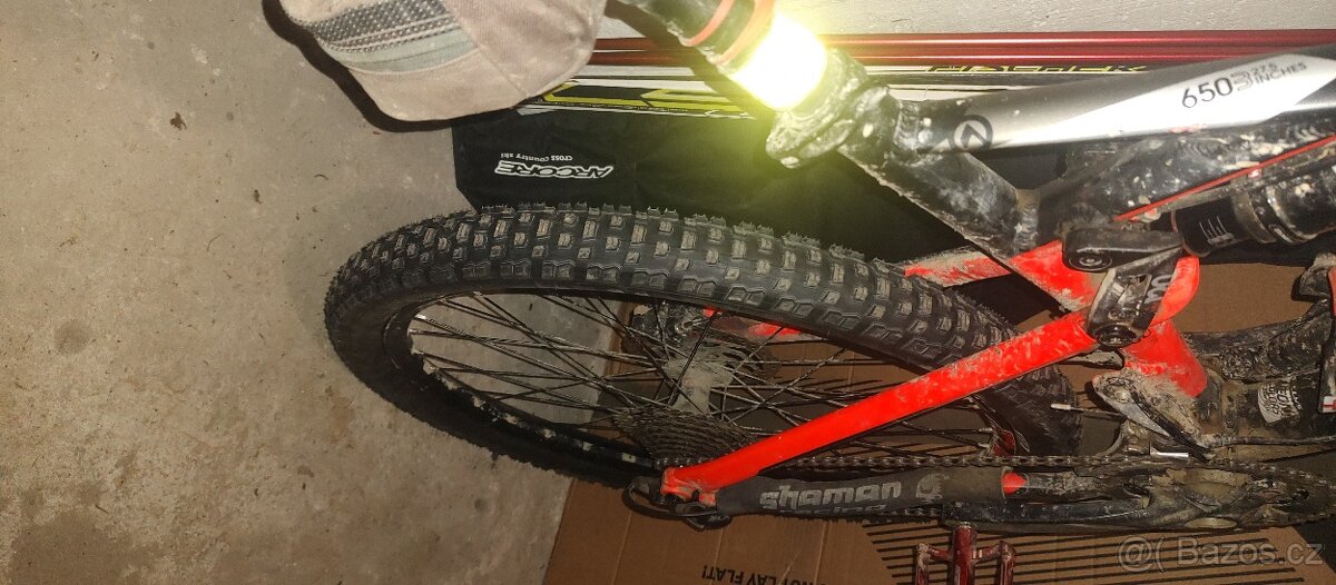 Celoodpružené horské kolo 27,5 - 3