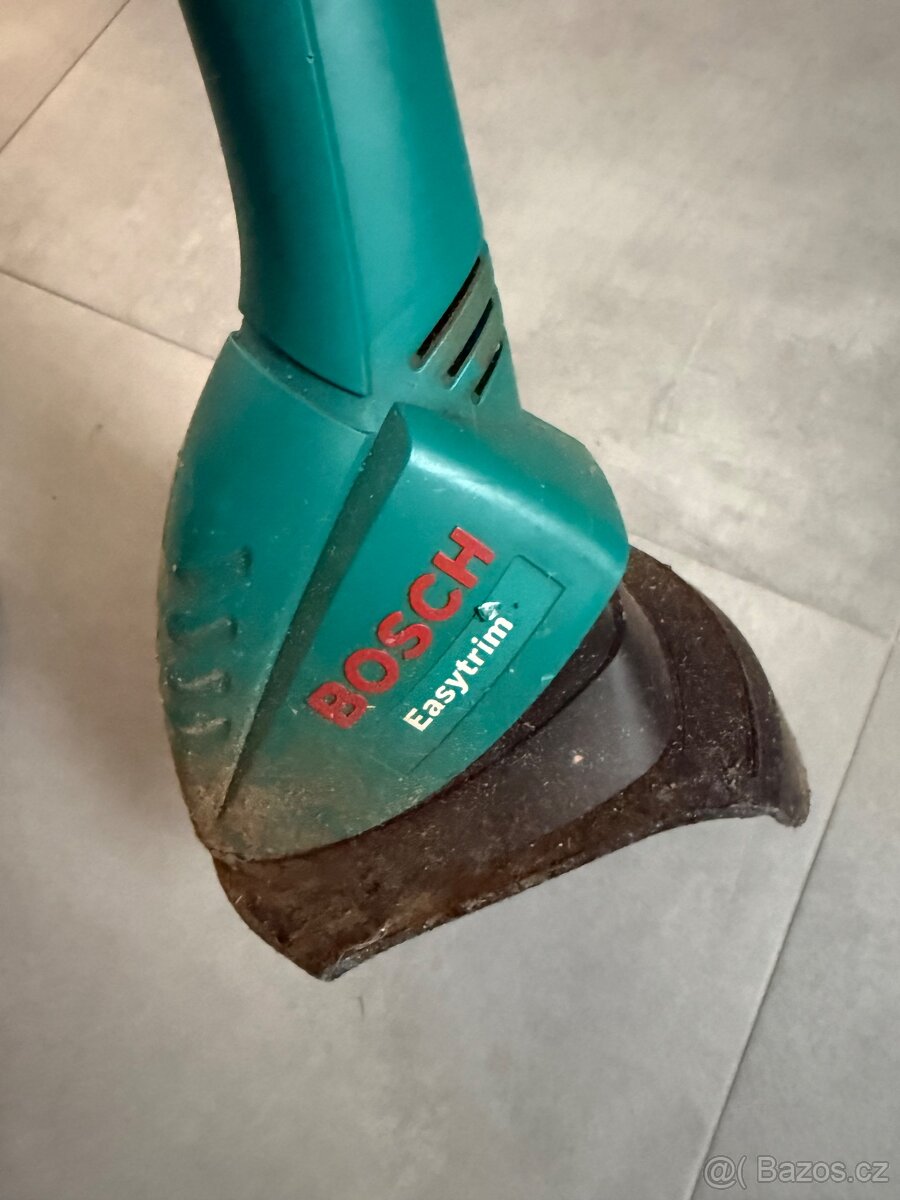 Bosch EasyTrim – elektrický vyžínač trávy - 3