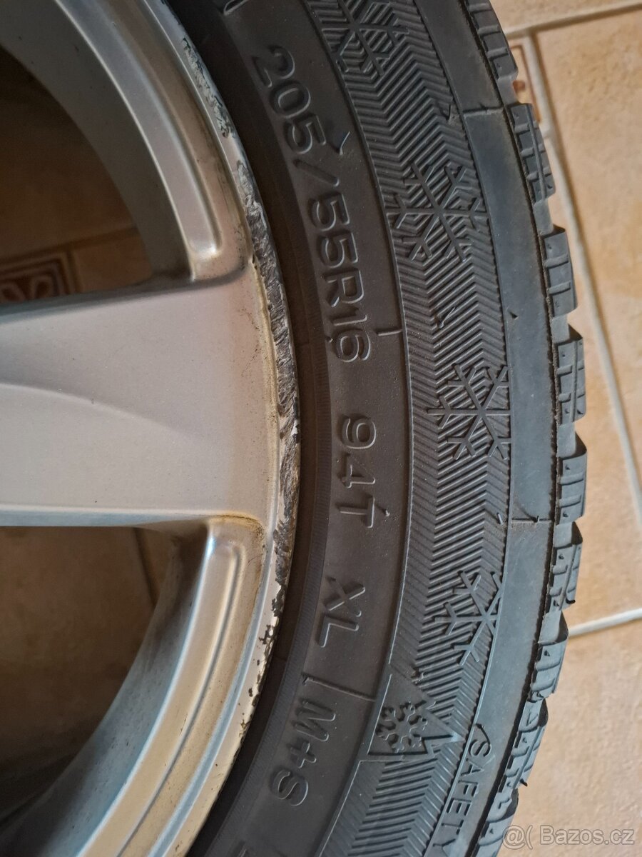 Sada zimních pneu na alu discích na Volvo V40 gen 2012-2019 - 3
