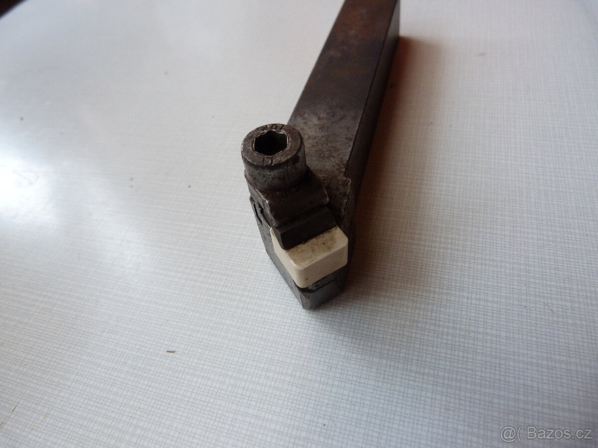 Soustružnický nůž + keramické plátky - 3
