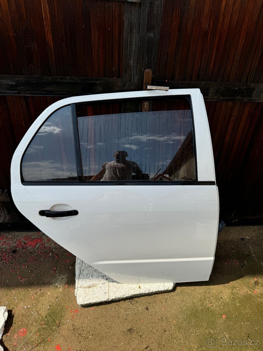 Dvere skoda fabia prave a leve - 3
