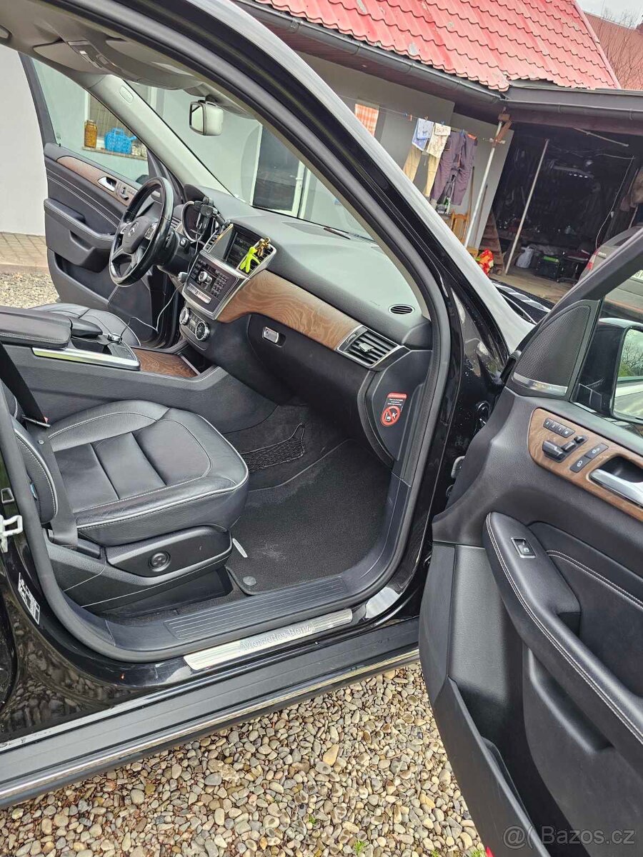 Mercedes Benz M-Klasse ML 350 - 3