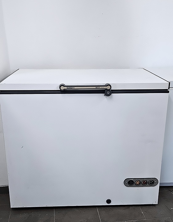 Pultový mrazák, objem 327 litrů - 3