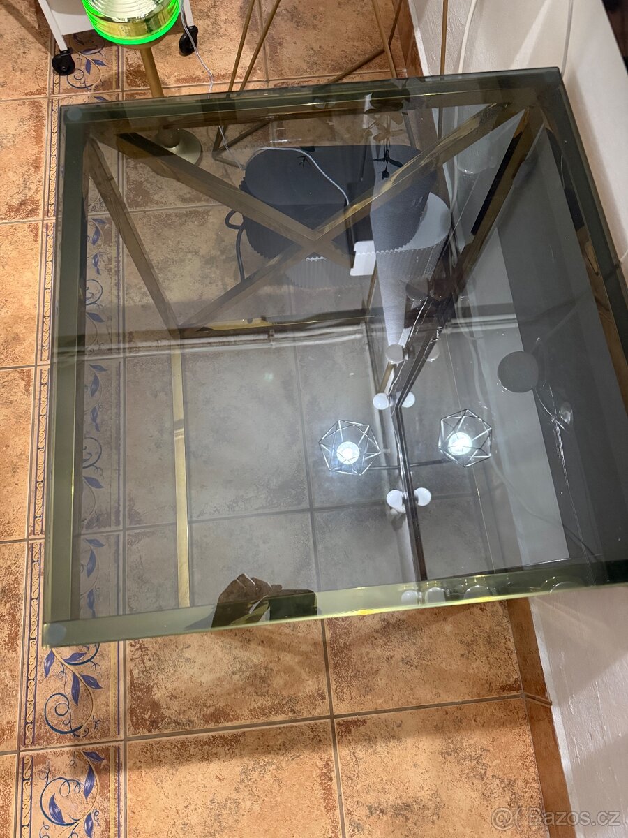 Konferenční stolek - 3