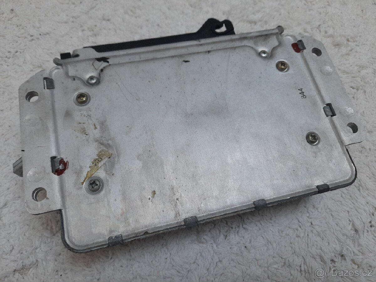 Řídící jednotka BMW e32 / e34 - 3