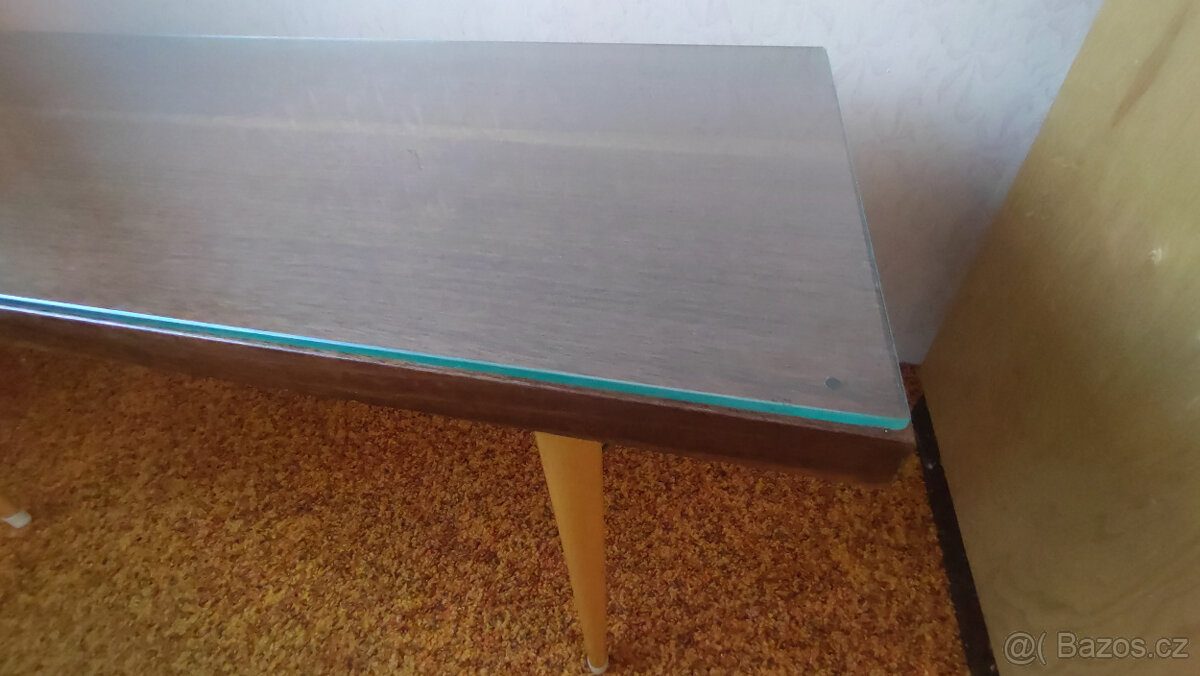 Konferenční stolek - 3