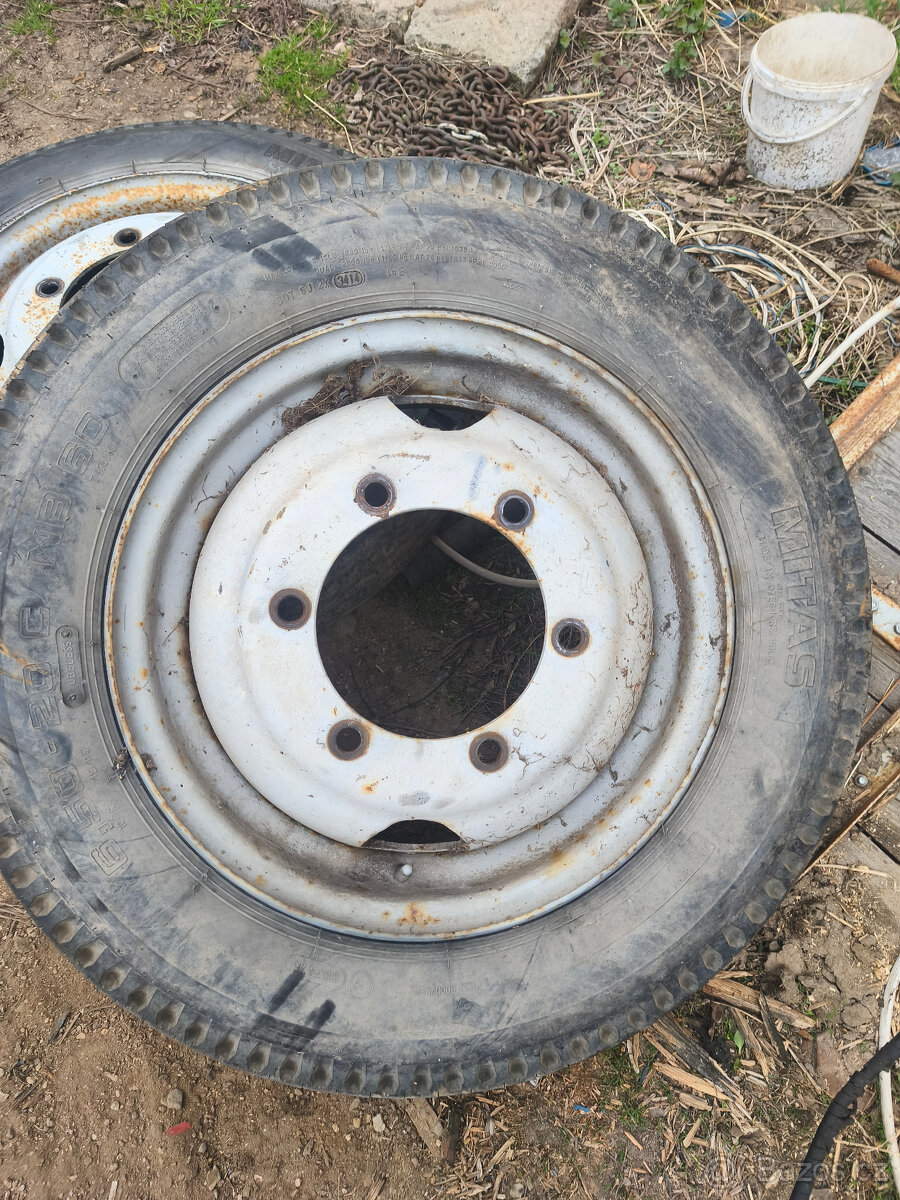 Přední vodící pneu Avia A30, A31, Mitas - 3