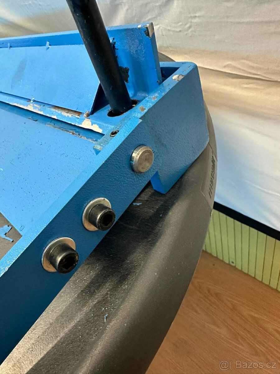 Ohybačka plechu (1064) - 3