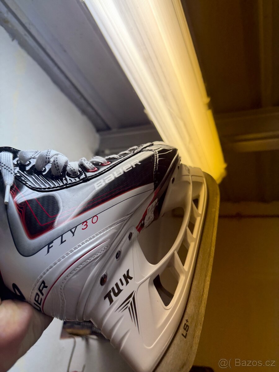 Bauer Vapor Fly30 - 3