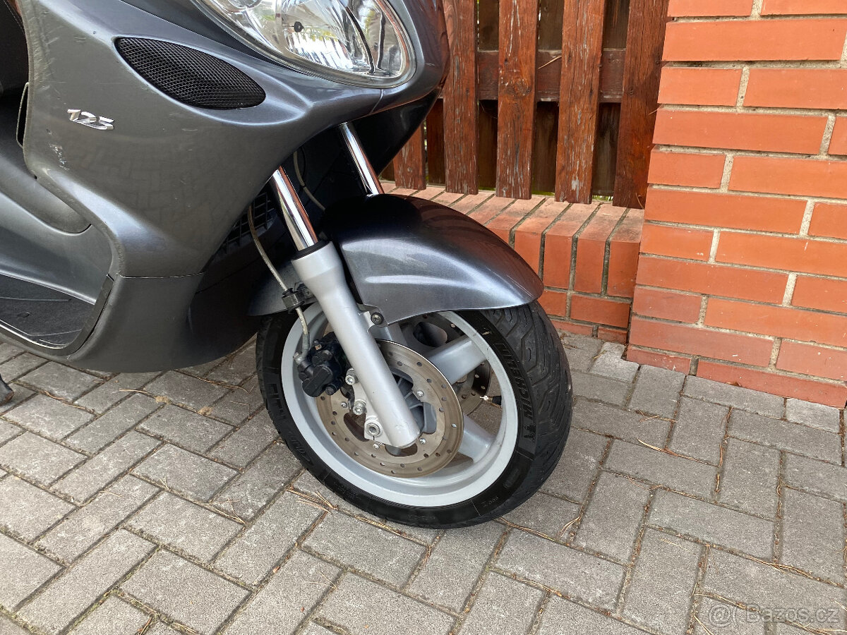 Piaggio X9 125 Evolution - 3