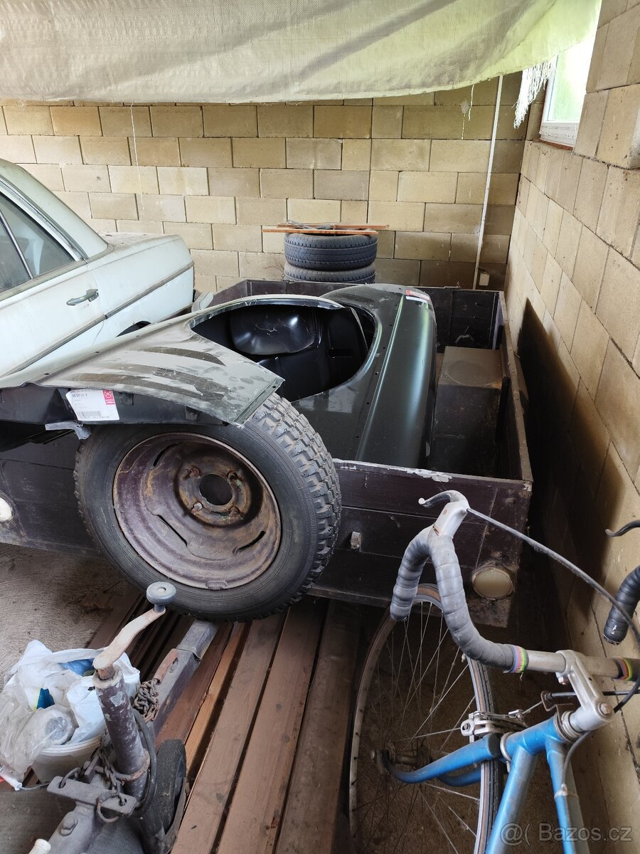 Přívěsný vozík za auto - 3