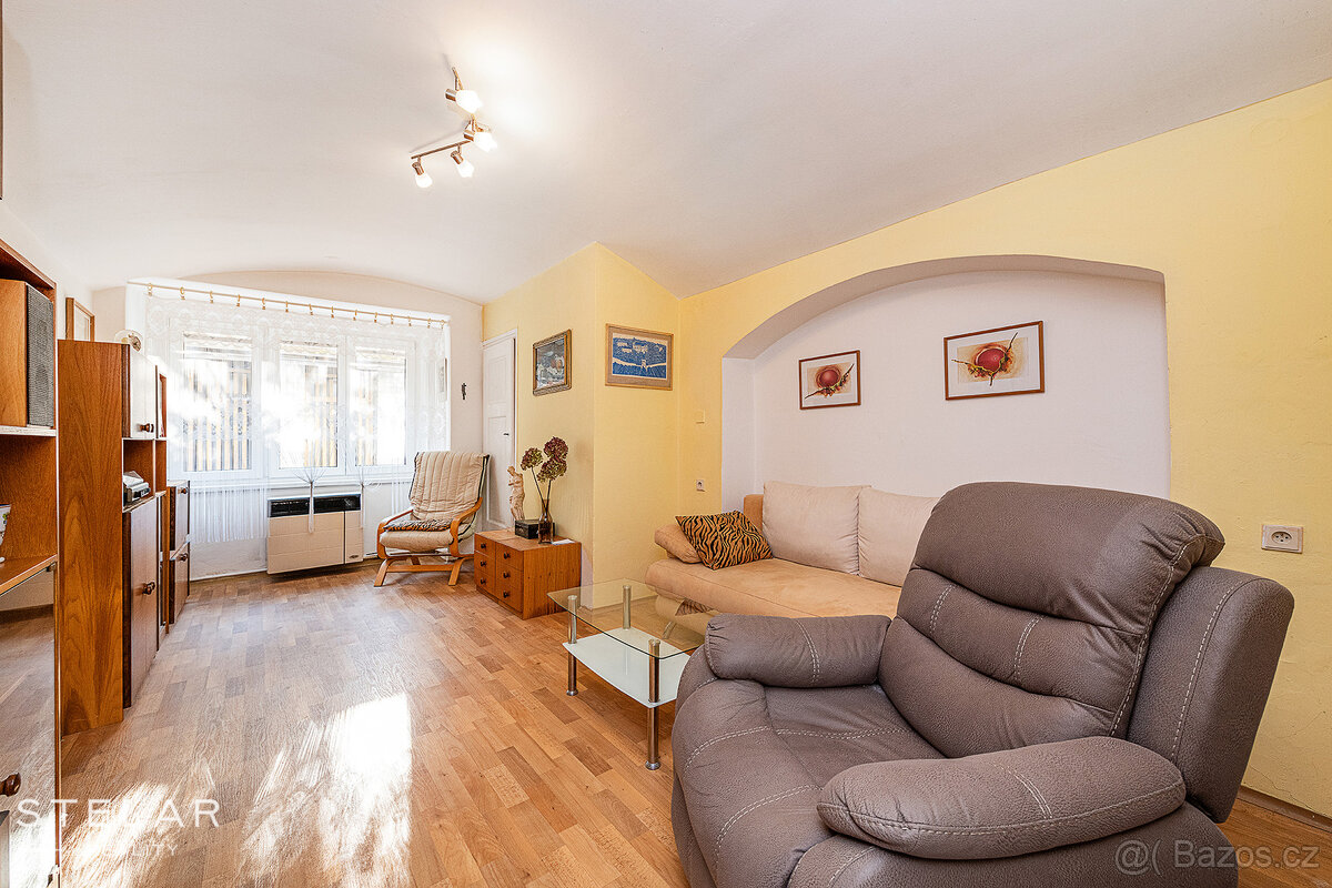 2+1, 60 m2, Praha 6 - Bubeneč - 3