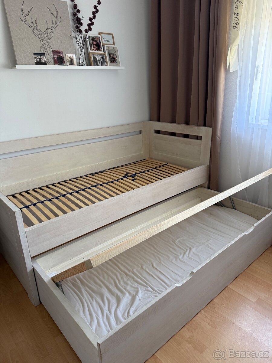 Masivní rozkládací postel - 3