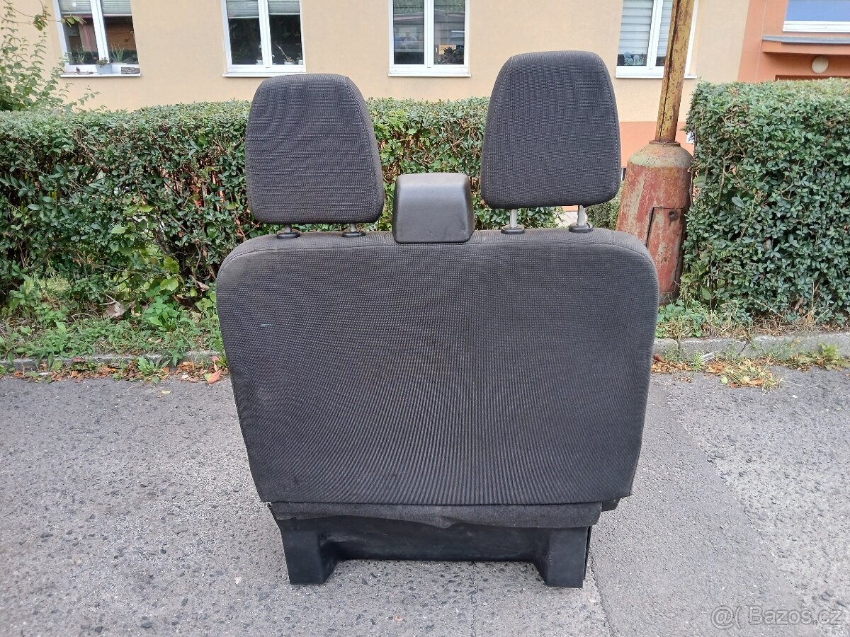 Dvousedadlo spolujezdce CUSTOM 2014 - 3
