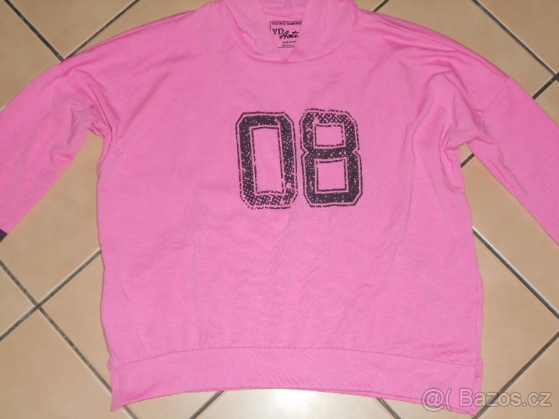 Tričko dívčí s kapucí na 10/11 let, vel.146. - 3