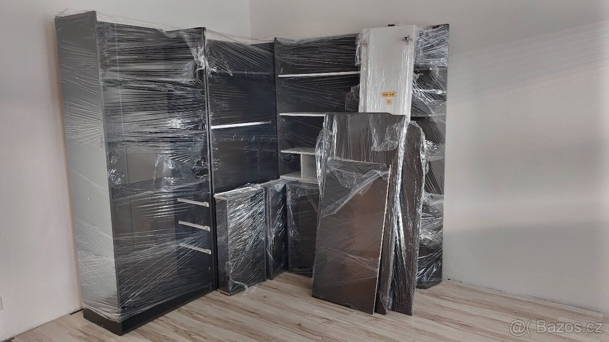 Rohová skříň - 3