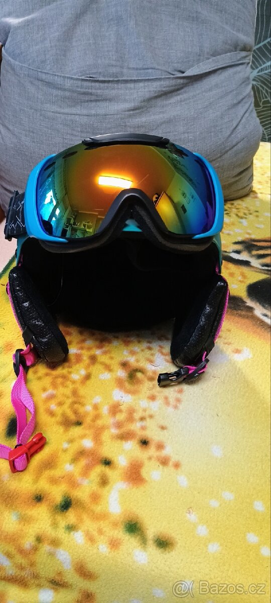 Lyžařská helma+brýle - 3