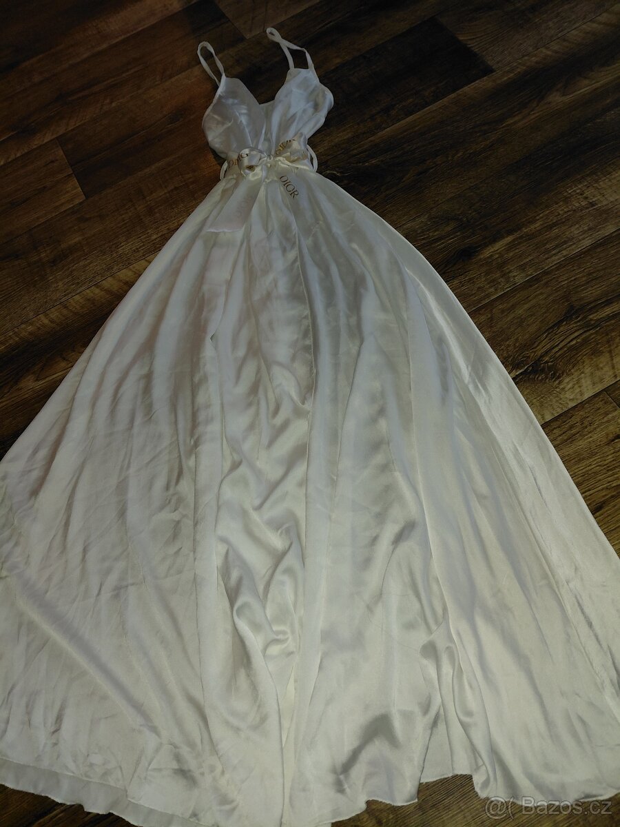 Plesové/svatební šaty - 3
