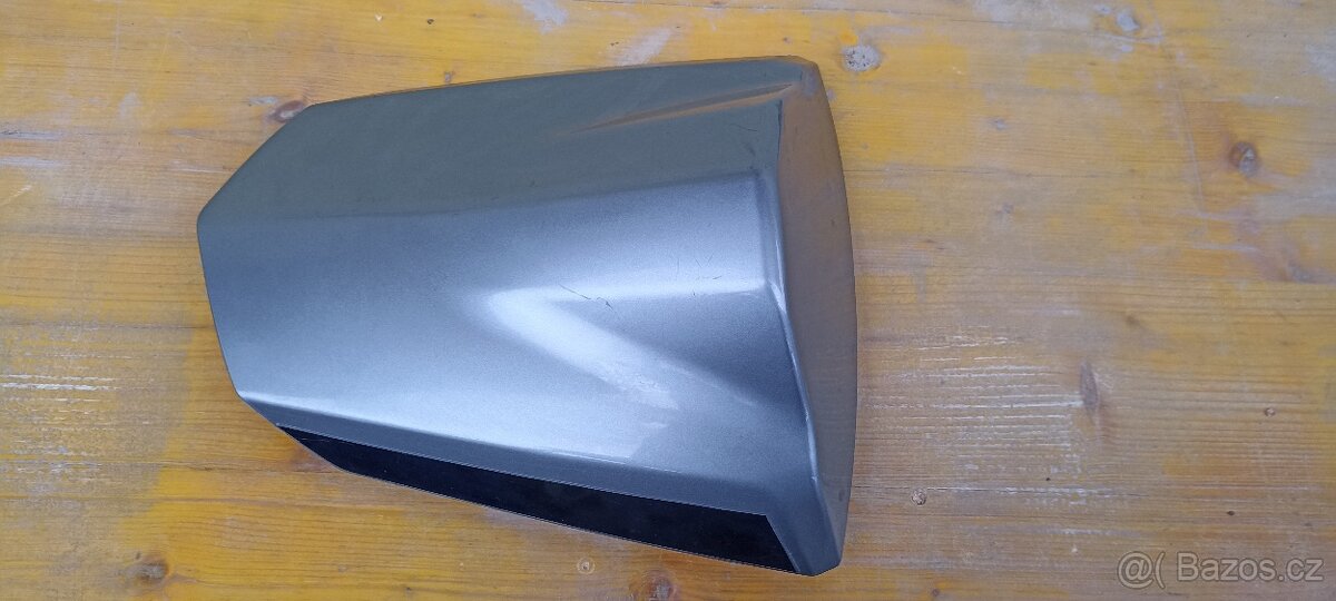 Suzuki GSX-R 750 K4 - 3