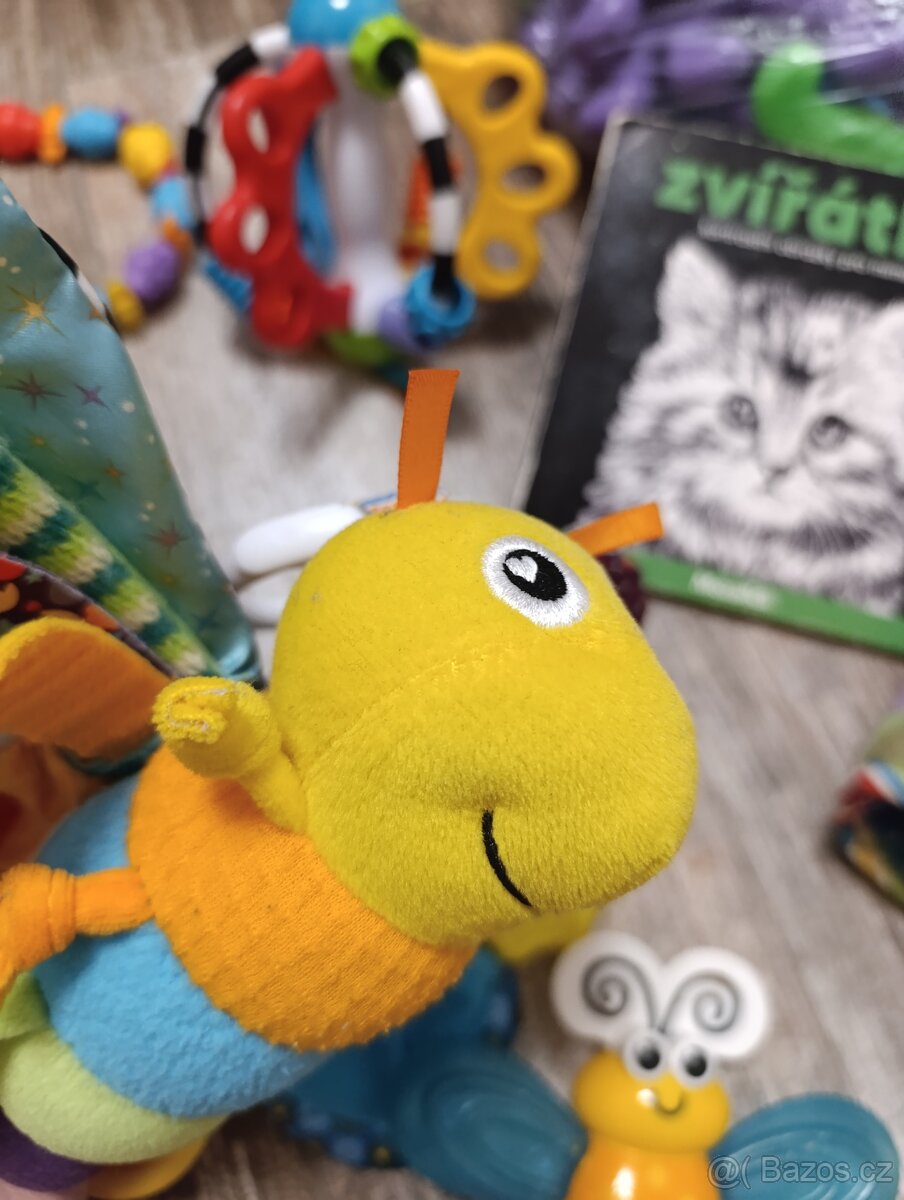 LAMAZE Značkové hračky pro kojence - 3