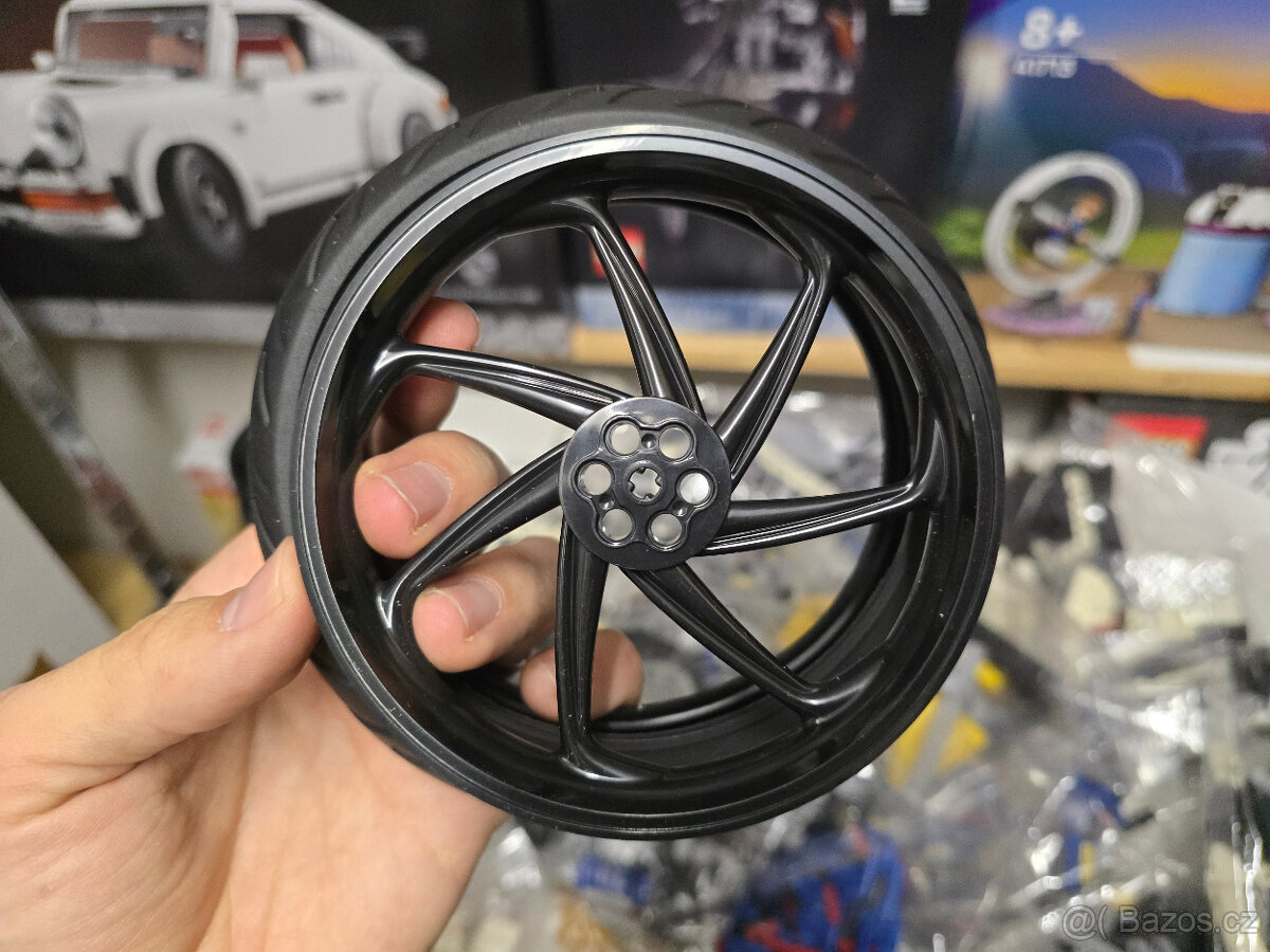 STAVEBNICE Technic 42130 BMW M 1000 RR (náhrada) - 3