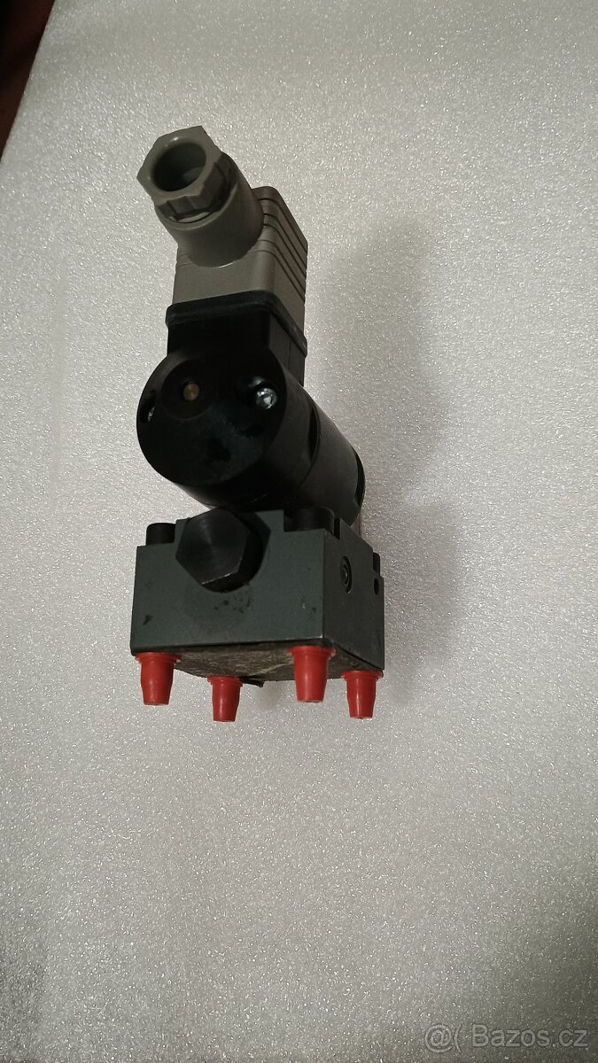 Ventil hydraulický Rexroth M3SE6U20/315G24NZ4 - 3