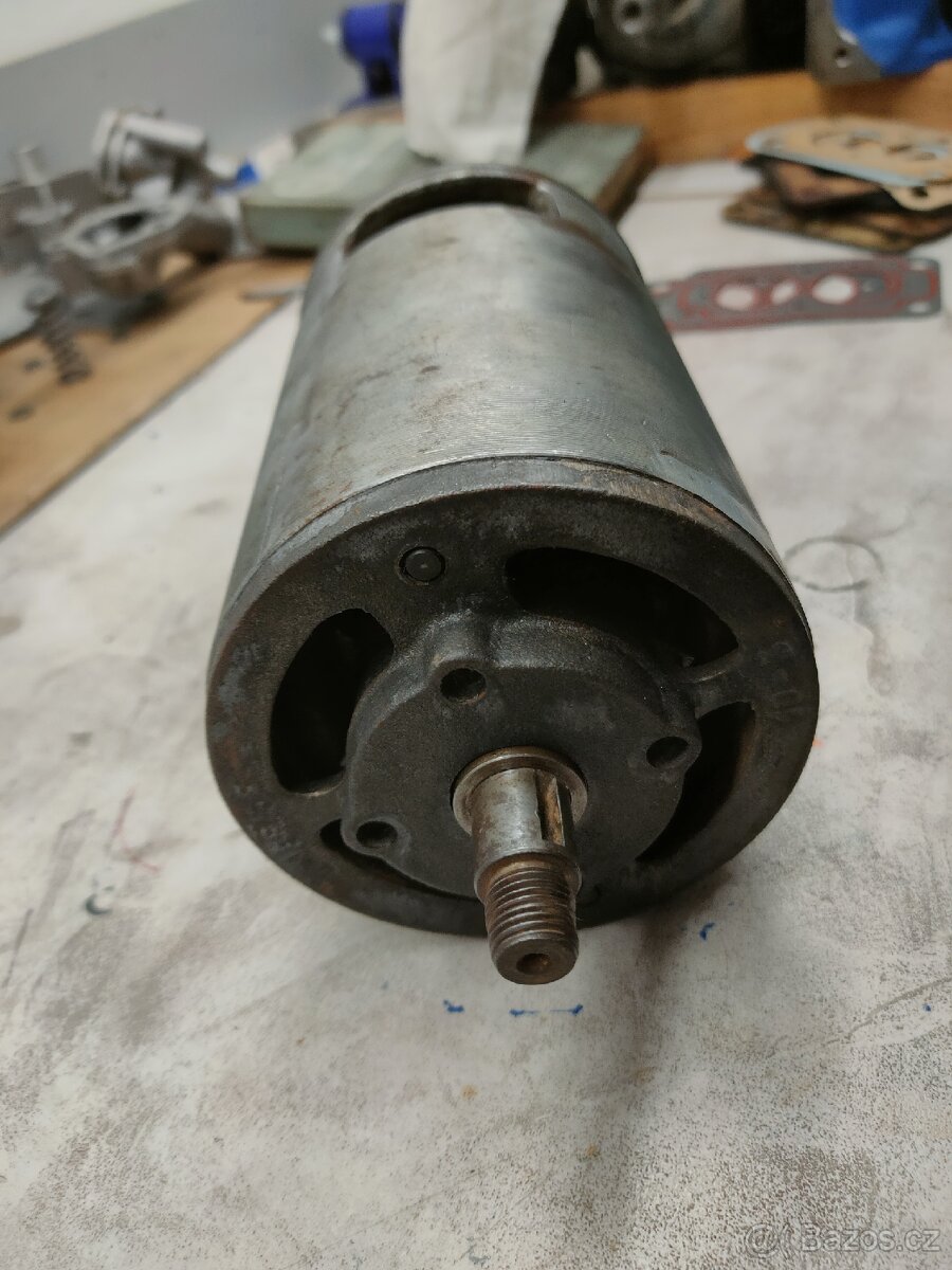 Dynamo Bosch Tatra 603 - 3