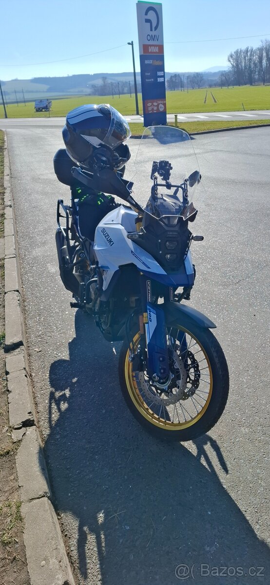 Suzuki vstrom 80DE - 3