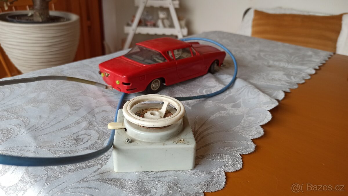 Ites stará hračka na kabel - 3