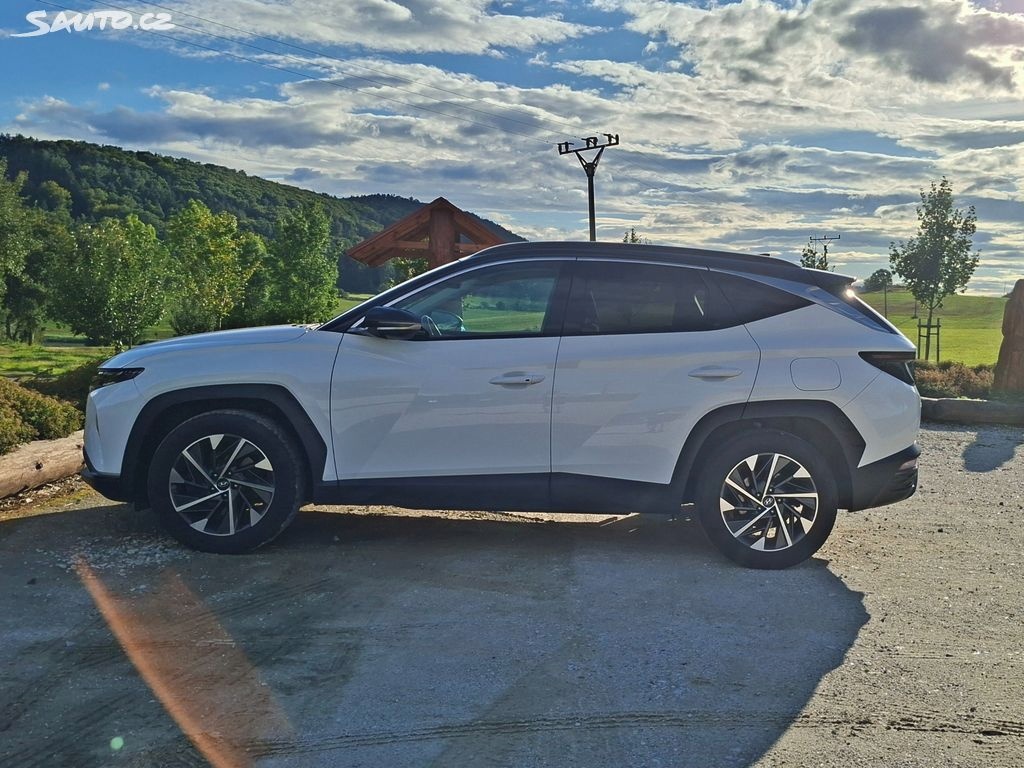 Hyundai Tucson 1.6TGDi 4WD STYLE - 3
