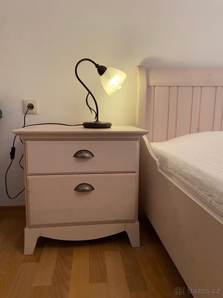 Masivní česká ložnice JITONA VENETO - 3