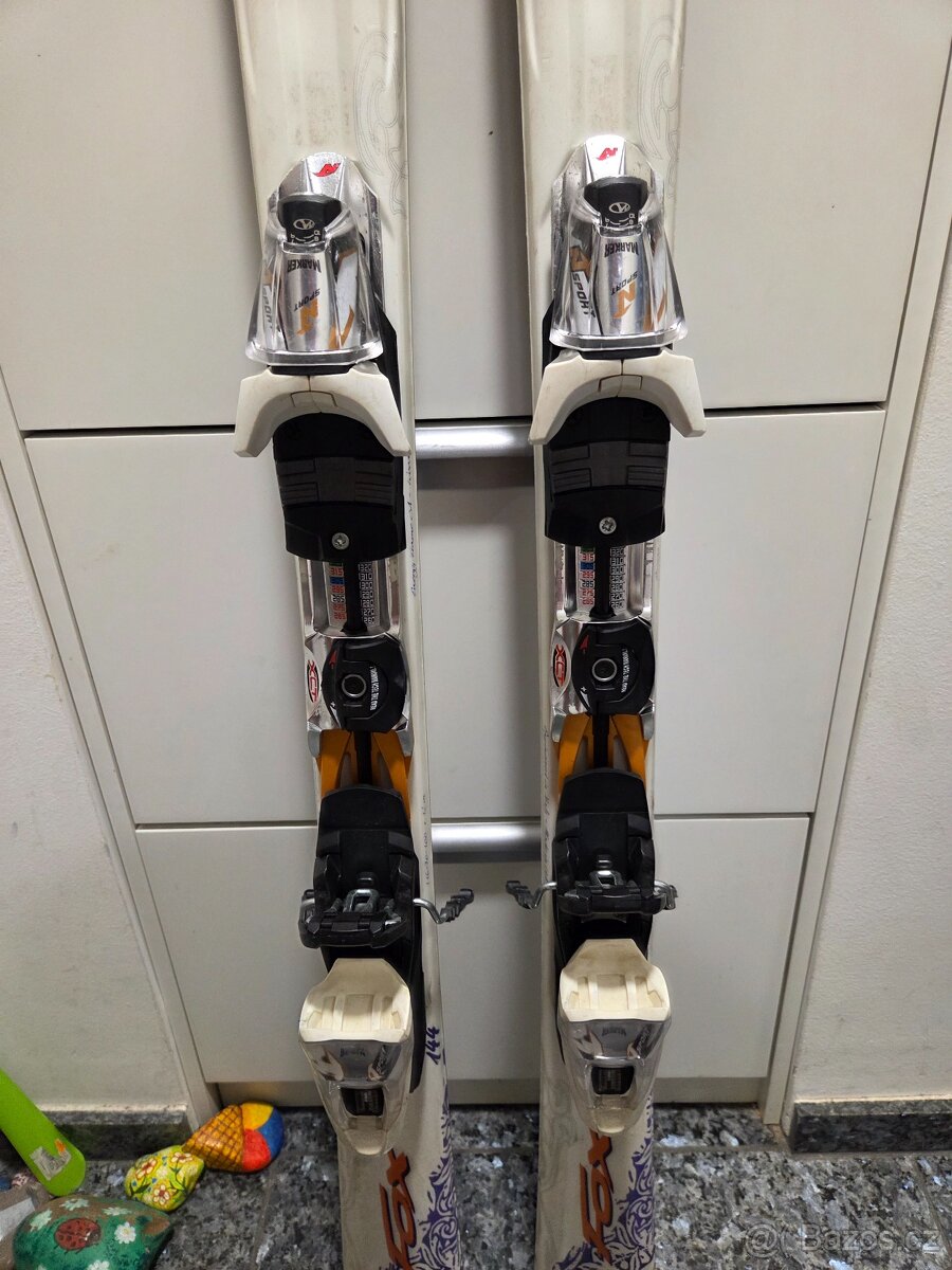 Sjezdové carvingové lyže Nordica Fox v délce 144cm - 3