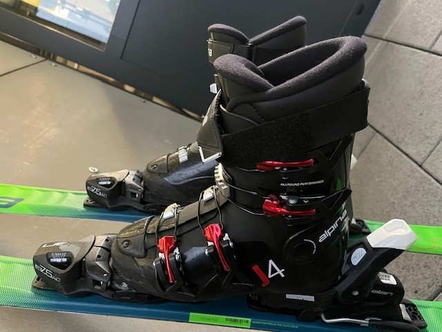 Dětský set - lyže, boty , hůlky ve skvělém stavu - 3