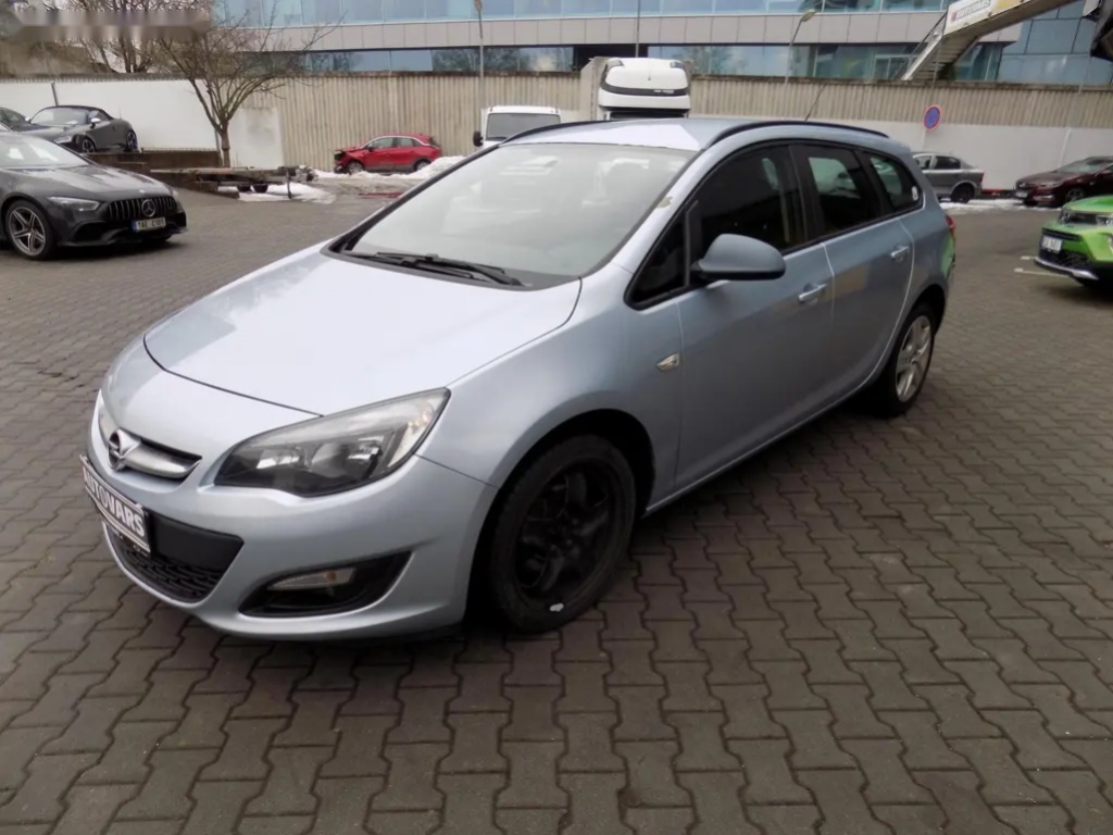 Opel Astra, 2.0 CDTi - 3