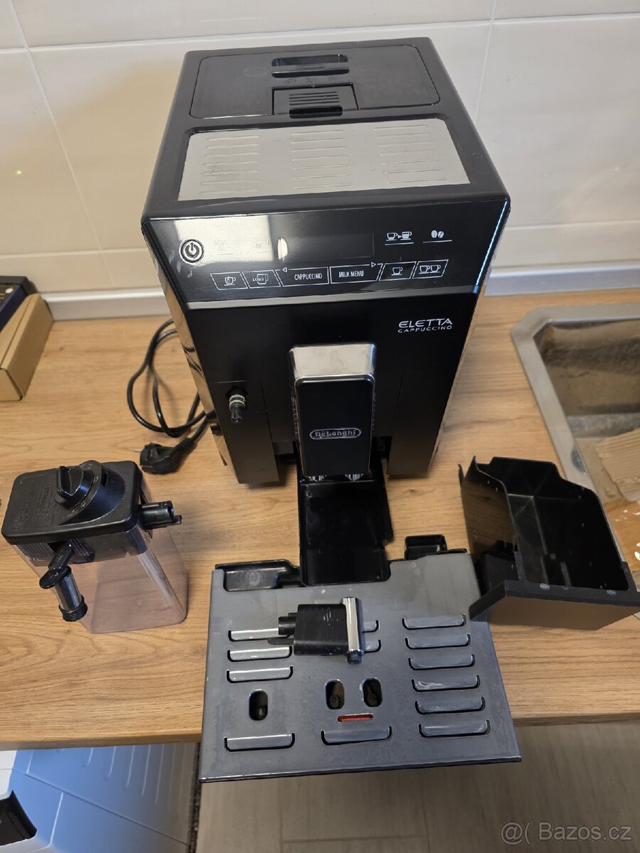 Kávovar Delonghi Eletta - 3