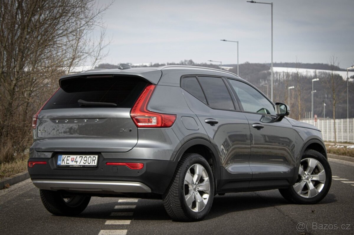 Volvo XC40 D4 4x5 A/T - 3