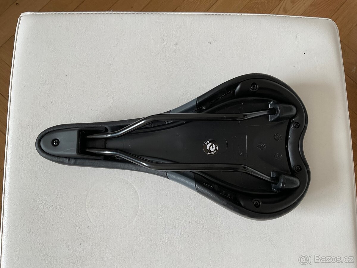 Pánské sedlo Merida - 3