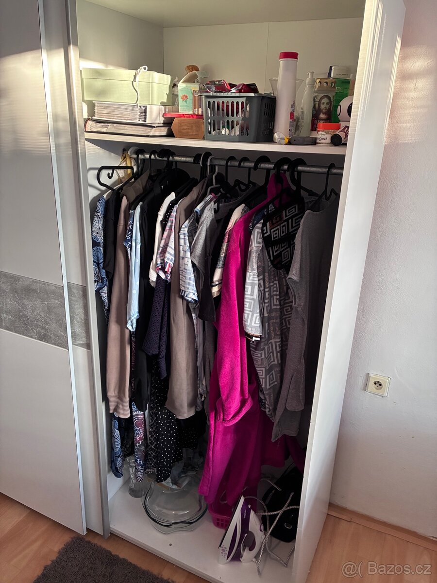 Šatní skříň - 3