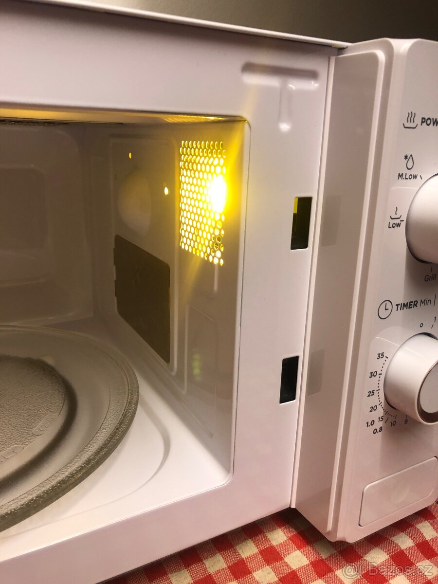 Mikrovlnka Midea mg720c2at(w) s grilem zanovni - 3