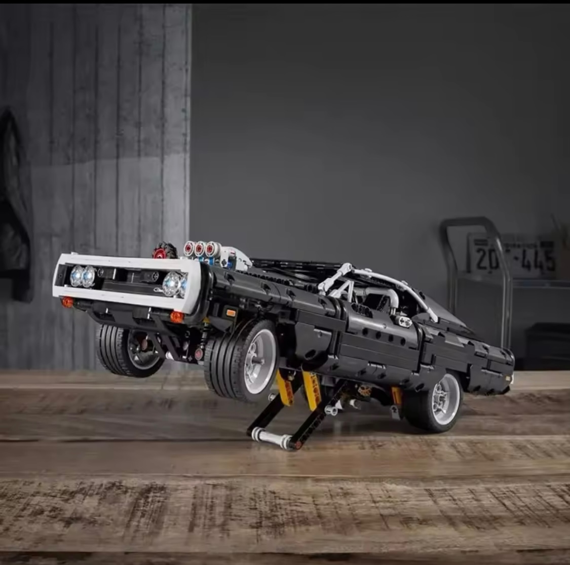 NOVÉ Dom's Dodge Charger - 1077ks kostek - 3