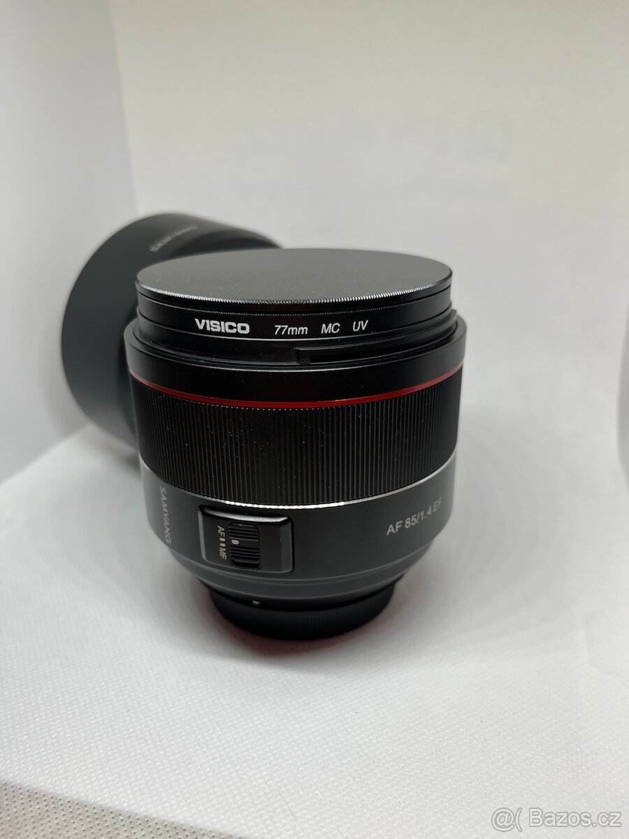 Samyang AF 85 mm f/1.4 pre Canon EF - 3