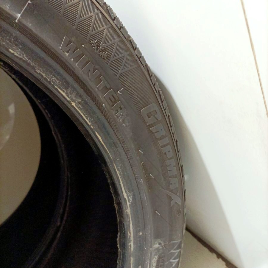 20" PNEU – 235/45/R20 – ZIMNÍ - GRIPMAX - 3